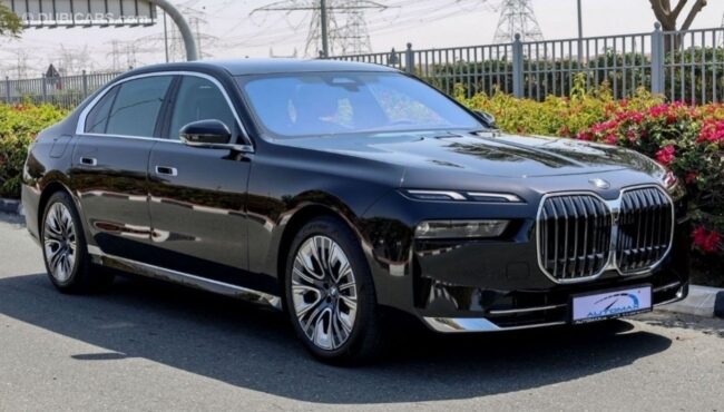 BMW 7 Series (12)